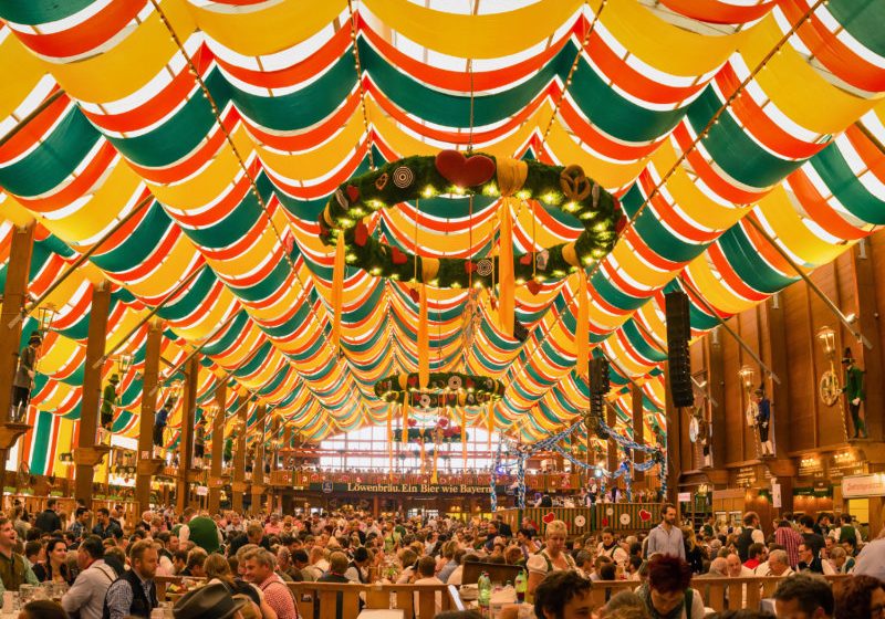 Oktoberfest_Tent